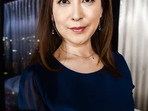 Asian mature Ayano Nishi shows her mesmerizing boobs and toys her twat