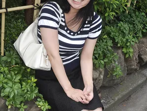 Petite Japanese granny Akiko Oda strips and shows her bushy wet beaver