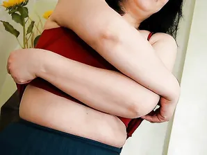 Asian MILF Norie Shibamura undressing and spreading her hairy lower lips